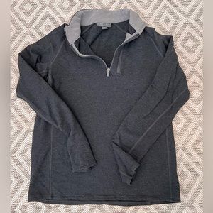 Free Fly pullover medium